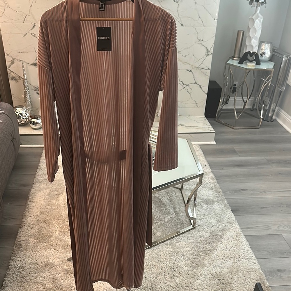 Forever 21 Pink Long Sleeve Cardigan with Open Front Design